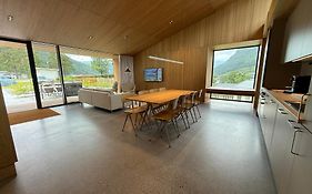 Kinsarvik Camping